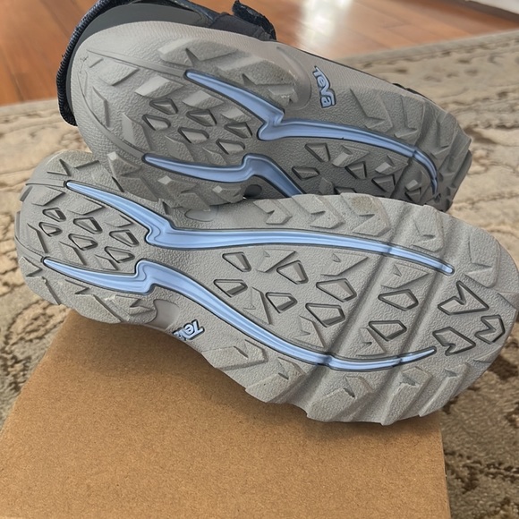 NIB Teva boys Tanza size 2 - Picture 6 of 6